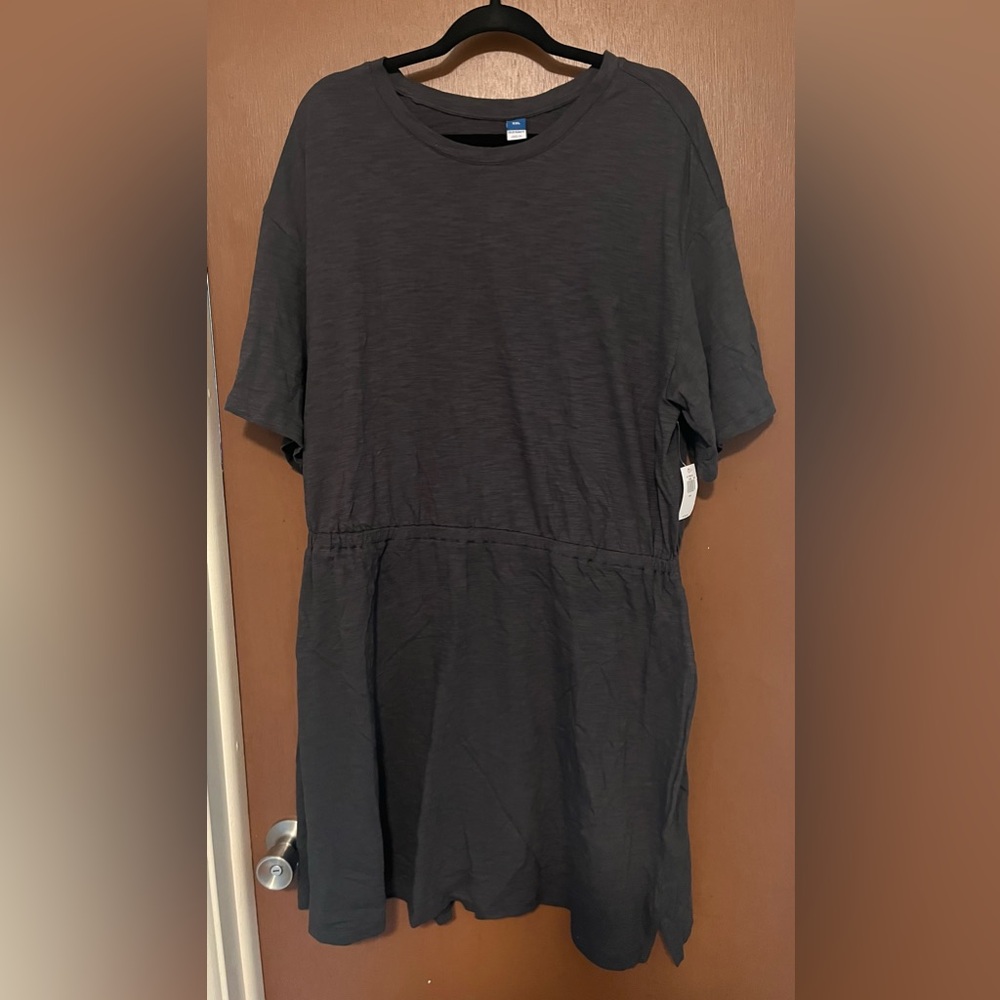 Old Navy Womens XXL Waist-Defined Short-Sleeve Linen-Blend Mini Dress
Dark Gray